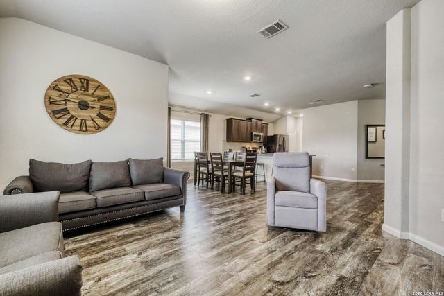 803 Blue Landing, San Antonio, TX 78221