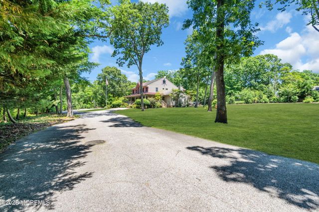 3 Stoneham Drive, Brick, NJ 08724