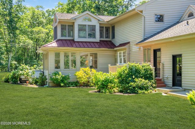 3 Stoneham Drive, Brick, NJ 08724