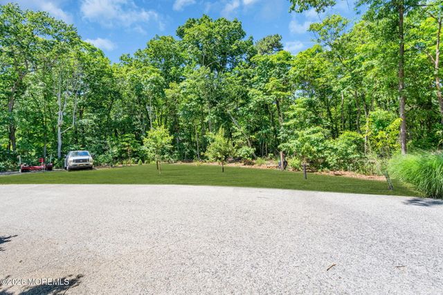 3 Stoneham Drive, Brick, NJ 08724