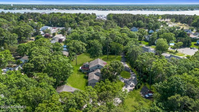 3 Stoneham Drive, Brick, NJ 08724