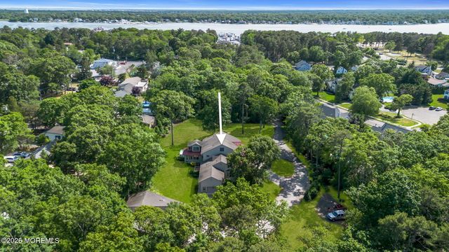 3 Stoneham Drive, Brick, NJ 08724