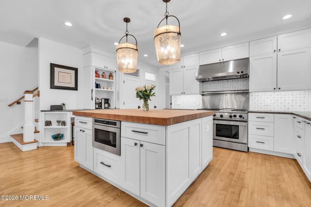 3 Stoneham Drive, Brick, NJ 08724