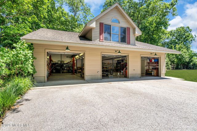 3 Stoneham Drive, Brick, NJ 08724