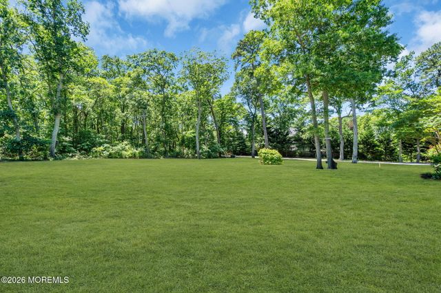 3 Stoneham Drive, Brick, NJ 08724