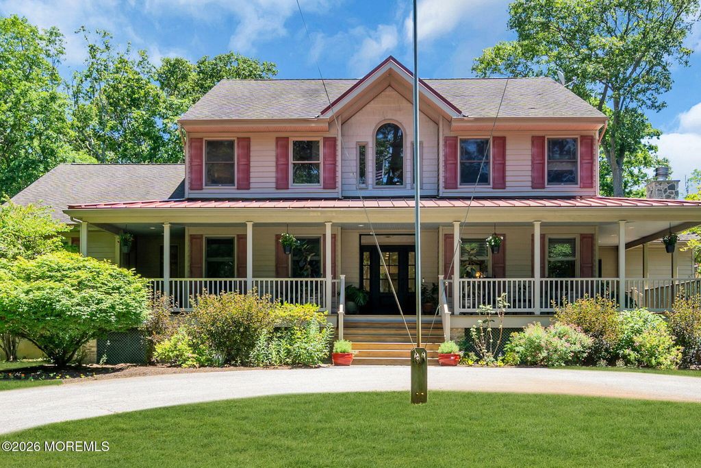 3 Stoneham Drive, Brick, NJ 08724
