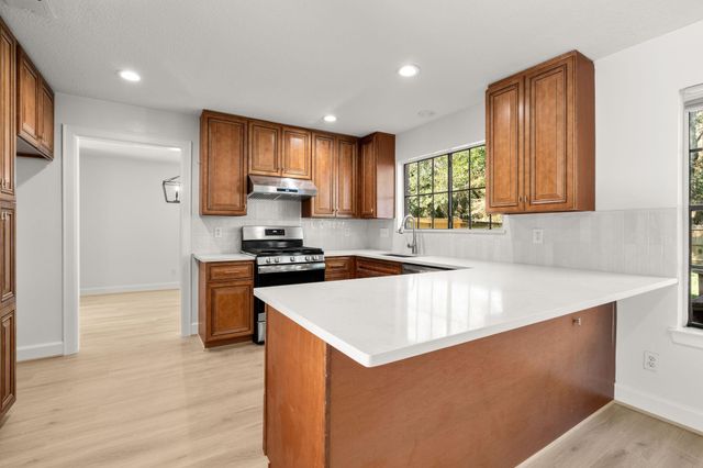 3131 Beaver Glen Drive, Houston, TX 77339