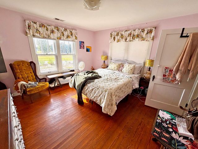 340 OAK ST, Savannah, TN 38372