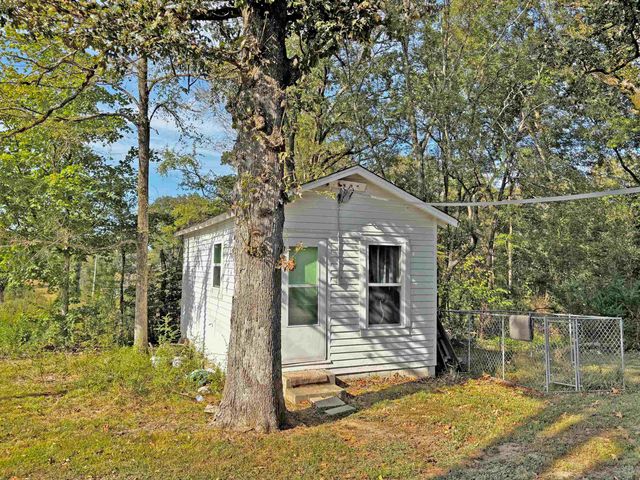 340 OAK ST, Savannah, TN 38372