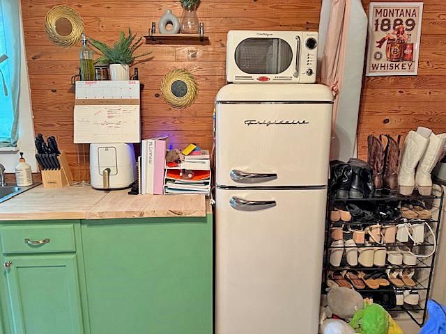 340 OAK ST, Savannah, TN 38372