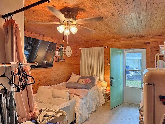 340 OAK ST, Savannah, TN 38372