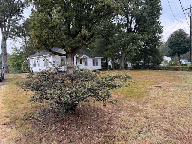 340 OAK ST, Savannah, TN 38372