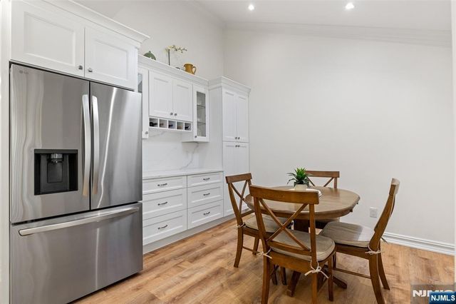 1 Bentley Drive 3, Franklin Lakes, NJ 07417