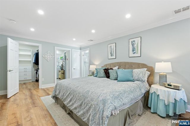 1 Bentley Drive 3, Franklin Lakes, NJ 07417