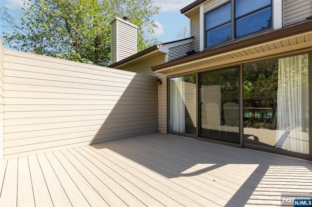 1 Bentley Drive 3, Franklin Lakes, NJ 07417