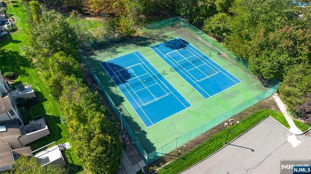 1 Bentley Drive 3, Franklin Lakes, NJ 07417