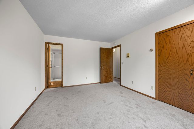 5367 Hyland Place, Bloomington, MN 55437
