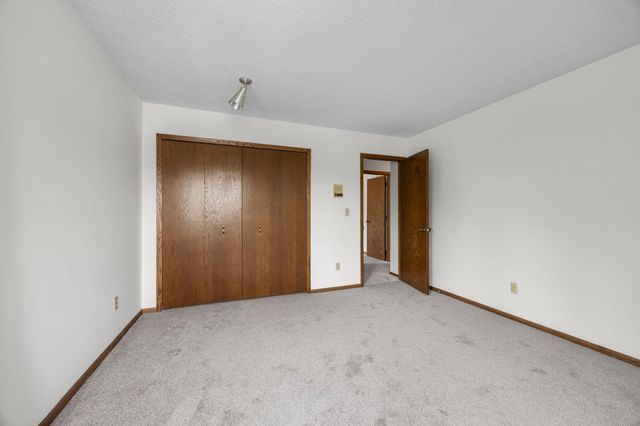 5367 Hyland Place, Bloomington, MN 55437