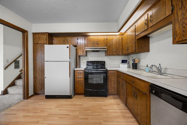 5367 Hyland Place, Bloomington, MN 55437