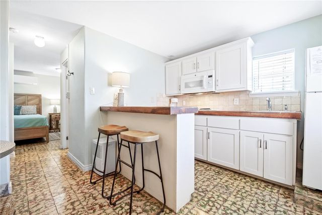 134 N ALISTER St 23, Port Aransas, TX 78373