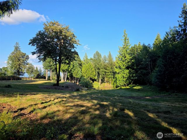 13324 242nd Avenue NE, Woodinville, WA 98077