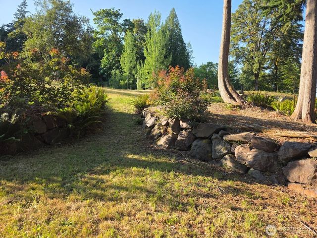 13324 242nd Avenue NE, Woodinville, WA 98077