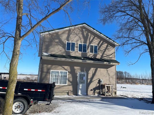 8701 County Line Road, Milan, MI 48160