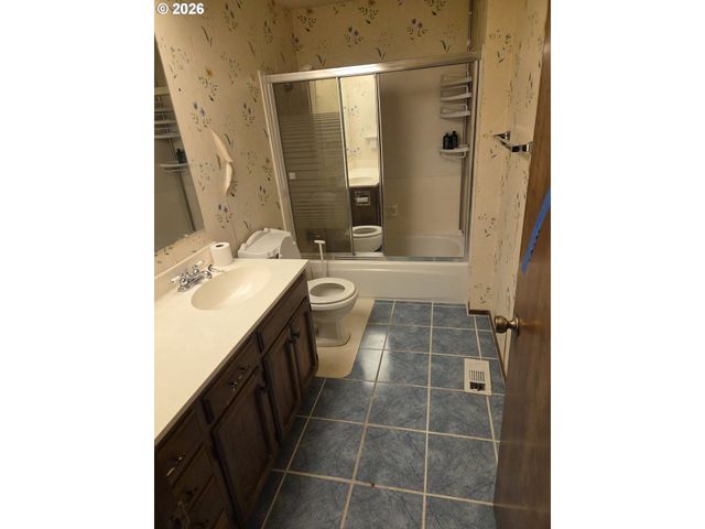 3419 BROKEN ARROW Loop, Salem, OR 97304