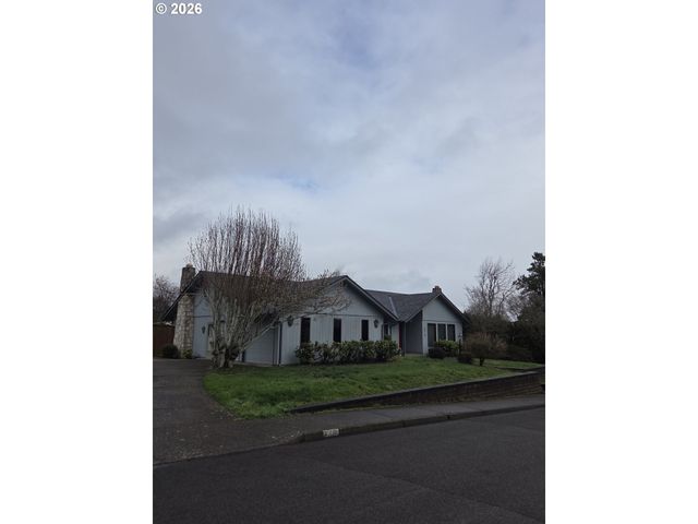 3419 BROKEN ARROW Loop, Salem, OR 97304