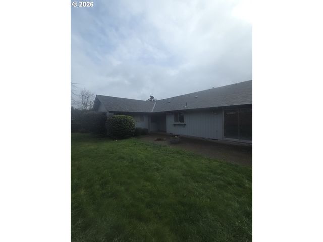 3419 BROKEN ARROW Loop, Salem, OR 97304