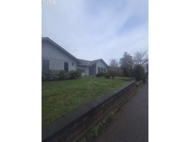 3419 BROKEN ARROW Loop, Salem, OR 97304