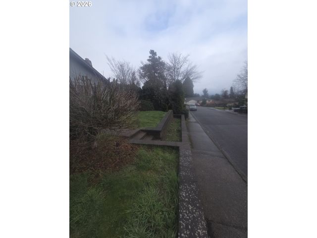 3419 BROKEN ARROW Loop, Salem, OR 97304