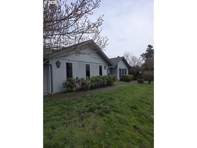 3419 BROKEN ARROW Loop, Salem, OR 97304