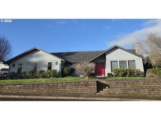 3419 BROKEN ARROW Loop, Salem, OR 97304