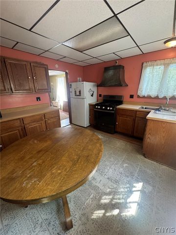 142 Kidd Avenue 44, Syracuse, NY 13210