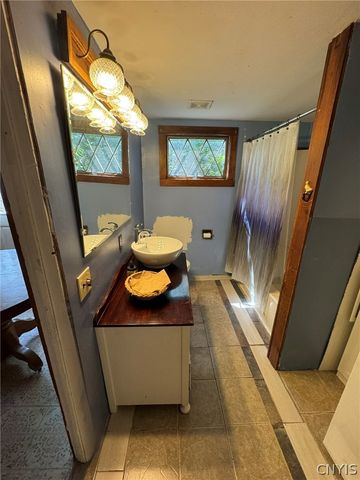 142 Kidd Avenue 44, Syracuse, NY 13210