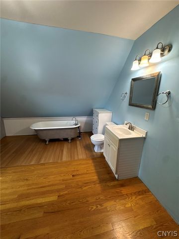 142 Kidd Avenue 44, Syracuse, NY 13210