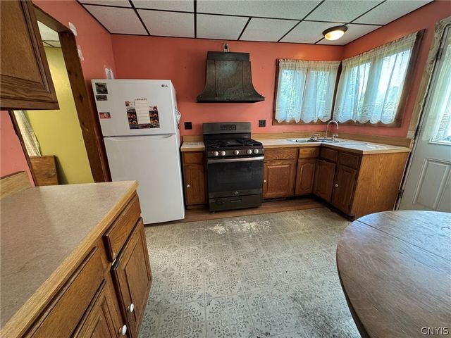 142 Kidd Avenue 44, Syracuse, NY 13210