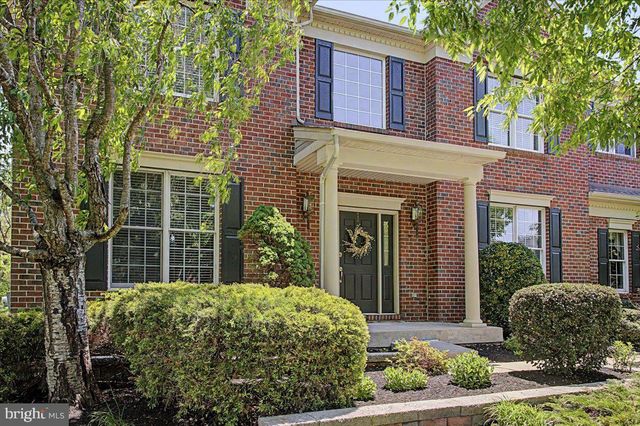 3684 POWDER HORN DR, Furlong, PA 18925