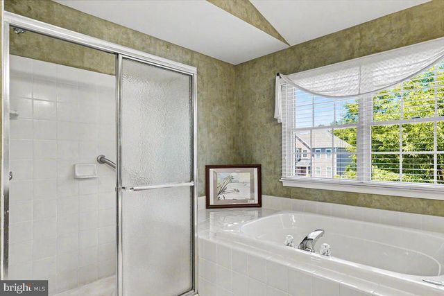3684 POWDER HORN DR, Furlong, PA 18925