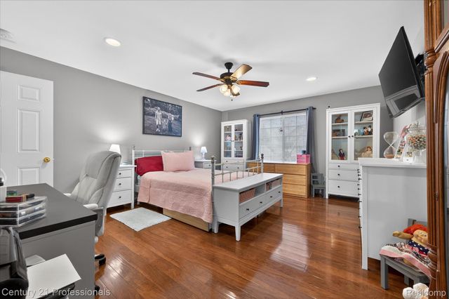 45555 Hidden View Court 6 Mile Rd, Utica, MI 48315