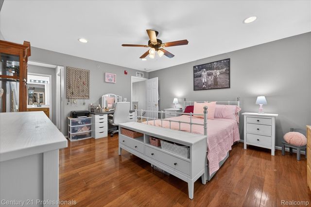 45555 Hidden View Court 6 Mile Rd, Utica, MI 48315