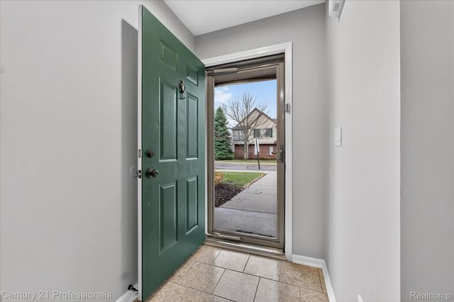 45555 Hidden View Court 6 Mile Rd, Utica, MI 48315