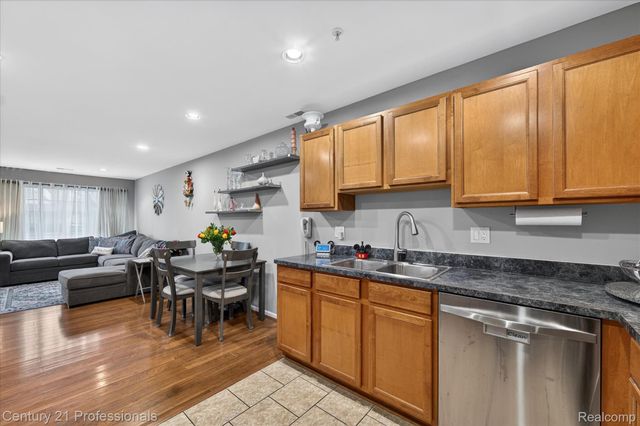 45555 Hidden View Court 6 Mile Rd, Utica, MI 48315