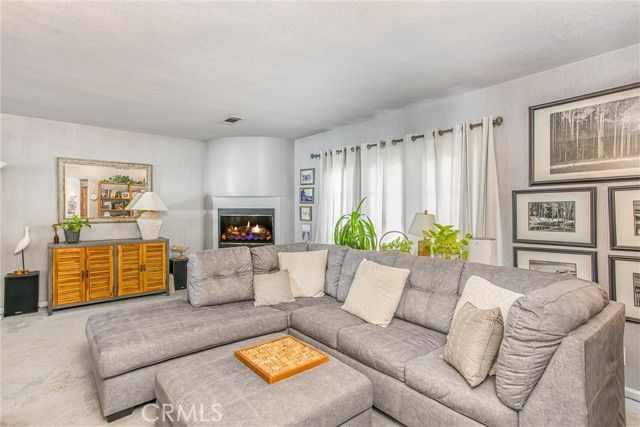 1450 Tamarisk Rd, Palm Springs, CA 92262