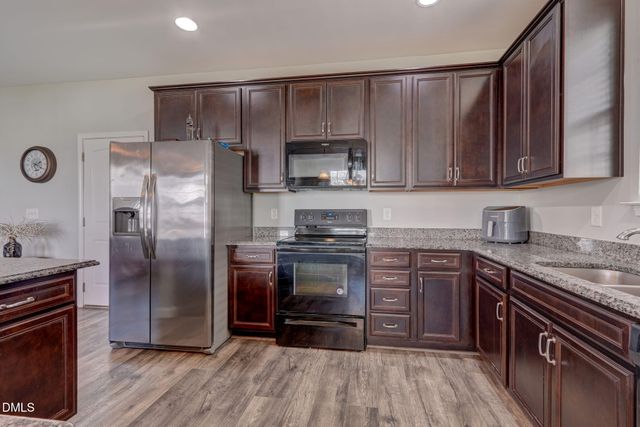 4045 Dunkirk Drive, Burlington, NC 27215