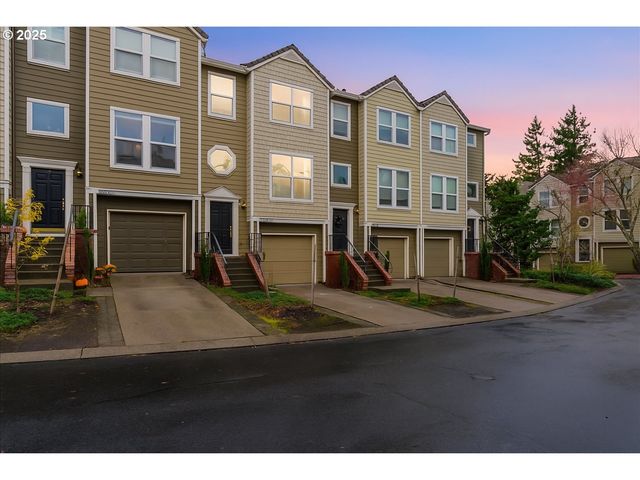 10124 Nw BRIGHTON Ln, Portland, OR 97229