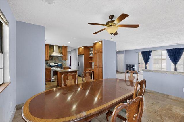 2655 Panorama Way SE, Rio Rancho, NM 87124