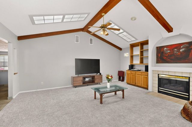 2655 Panorama Way SE, Rio Rancho, NM 87124