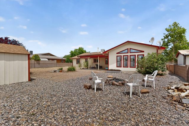 2655 Panorama Way SE, Rio Rancho, NM 87124